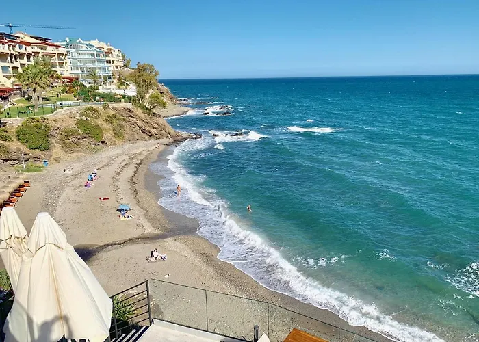 Spectacular Apartment With Amazing Sea Views!